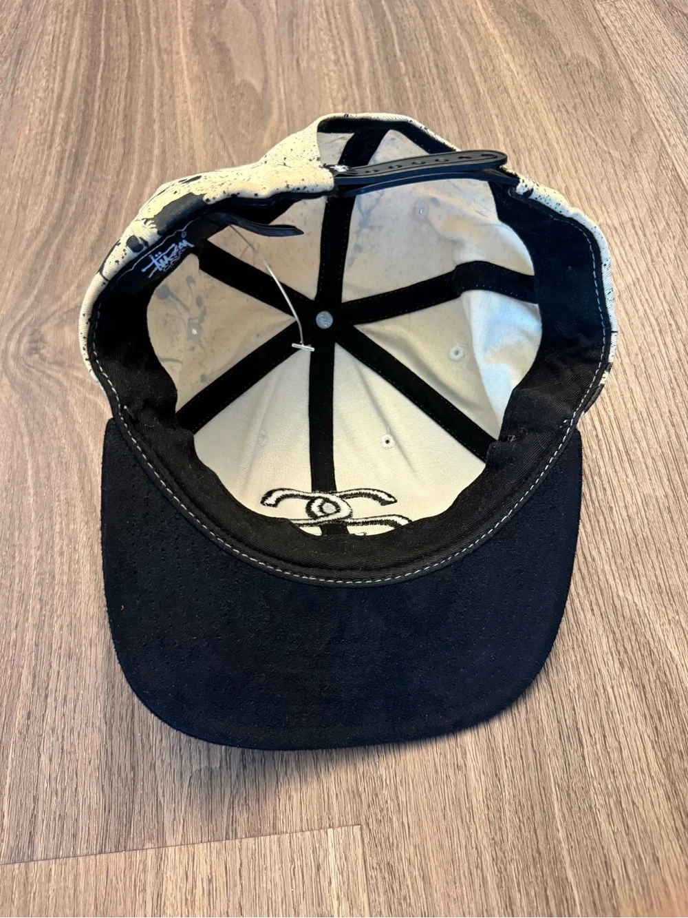 Rare STUSSY Black & White Snapback Hat with Interlocking Logo